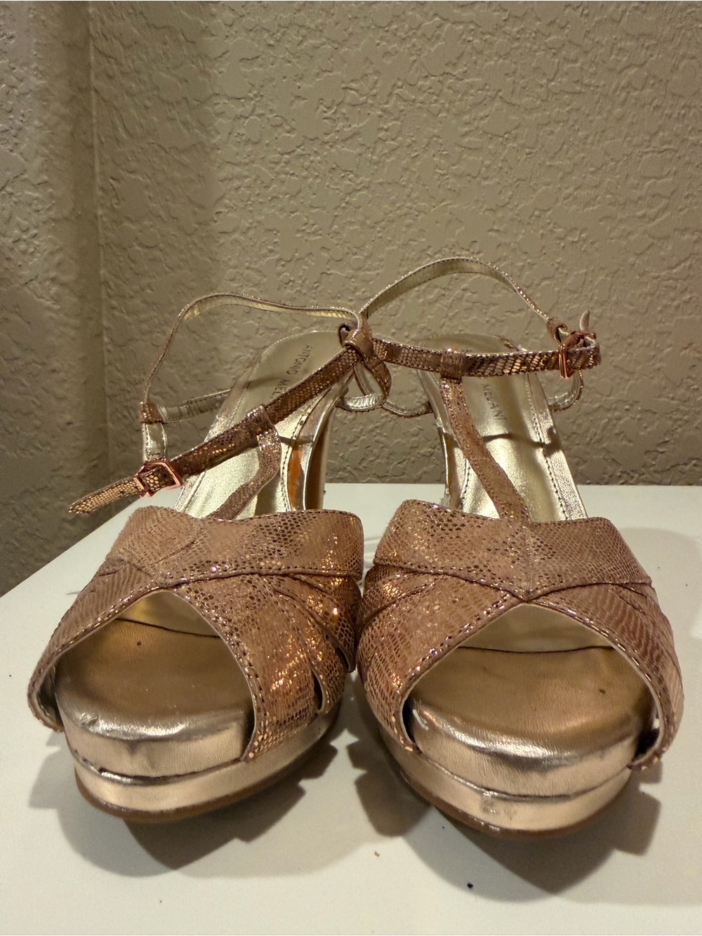 ANTONIO MELANI Rose Gold Metallic T-Strap Platform Sandals